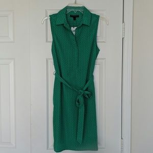 Green Banana Republic dress with pockets